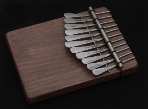 Instrument kalimba- 185