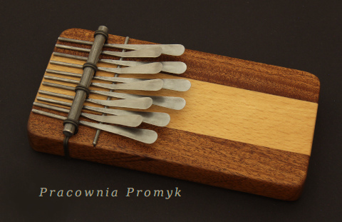 Instrument kalimba- 522