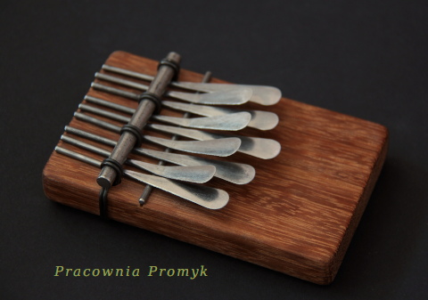 Instrument kalimba- 669