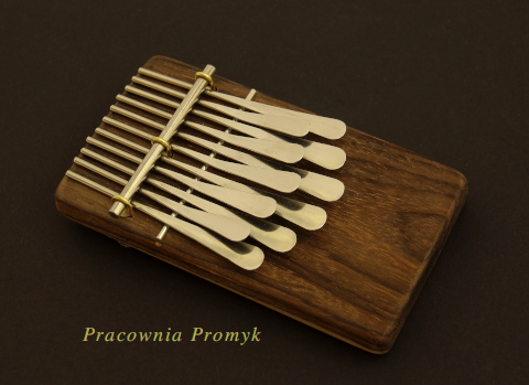 Instrument kalimba- 677