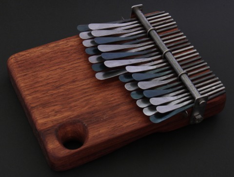Instrument kalimba-chromatyczna- 130