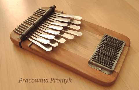 Instrument karimba- 688