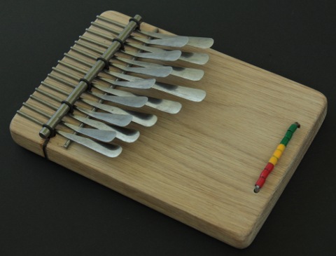 Instrument karimba 139