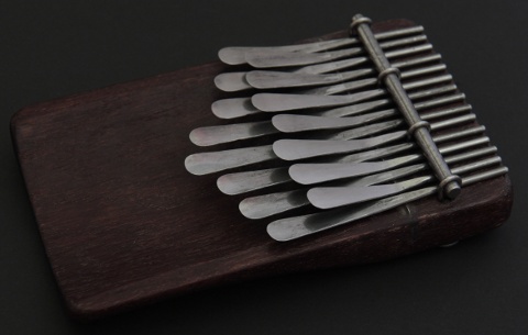 Instrument karimba 143