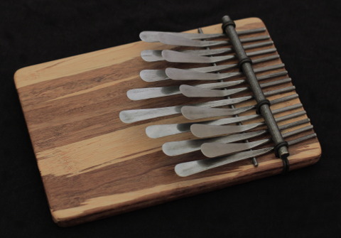 Instrument karimba 209