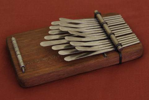 Instrument karimba 22