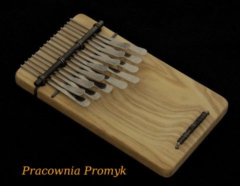 Instrument karimba 282