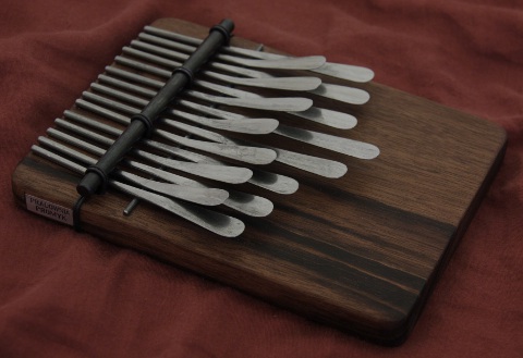 Instrument karimba 38