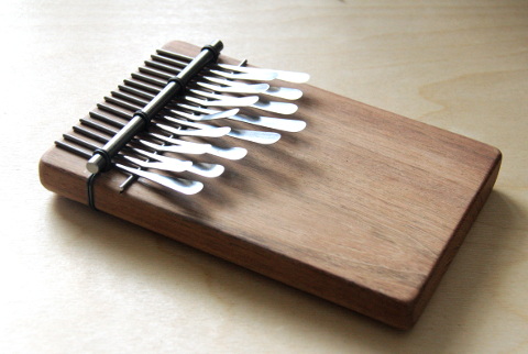 Instrument karimba 488