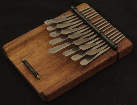 Instrument karimba 69