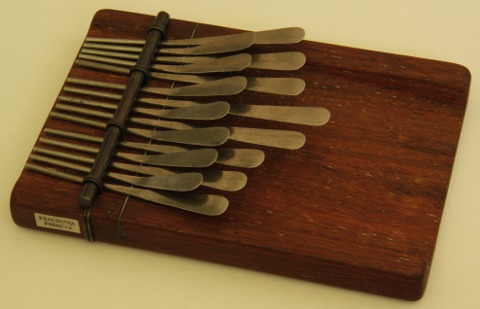 Instrument karimba 71