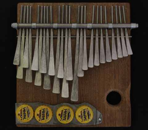 Instrument mbira 29